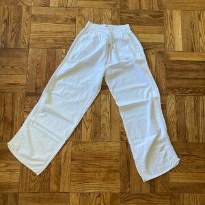 White Summer Pants Seaspice Resort